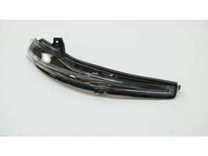 ES#3153886 - 0999067201 - Door Mirror Turn Signal Light - Right - Restore your vehicle's appearance and safety with this new turn signal. Comes with integrated bulb - Genuine Mercedes Benz - Mercedes Benz