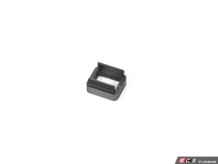 ES#16478 - 07137036160 - Clip - Priced Each - For the lower front wheel arch : rear section - Genuine MINI - MINI