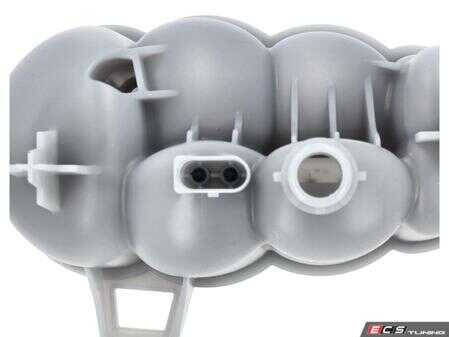 ES#4901335 - 8W0121405L - Coolant Expansion Tank - Clean up your engine bay or replaced your cracked unit with a new coolant expansion tank - Meyle - Audi