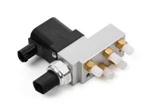 ES#4941063 - VB-3951 - Solenoid Valve Block - Distributes air to the shocks on your vehicle - Arnott - Mercedes Benz