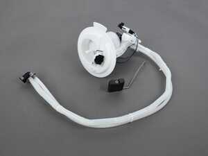 ES#5432937 - 2044704494 - Fuel Pump Assembly - With level sender - Bremmen Parts - Mercedes Benz