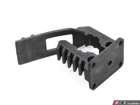 ES#4364590 - ELE-MNT-QFST - Quick Fist Heavy Duty Extinguisher Mount - Keep your fire extinguisher mounted securely even in the roughest conditions - Element - Audi BMW Volkswagen Mercedes Benz MINI Porsche