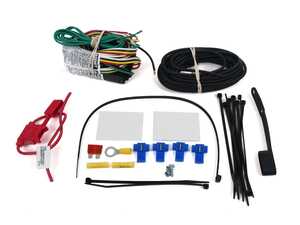 ES#3484878 - 59190 - 3-to-2-Wire Powered Taillight Converter - Converts 3-wire vehicle electrical system to standard 2-wire trailer wiring - Curt Trailers - Audi Volkswagen MINI Porsche