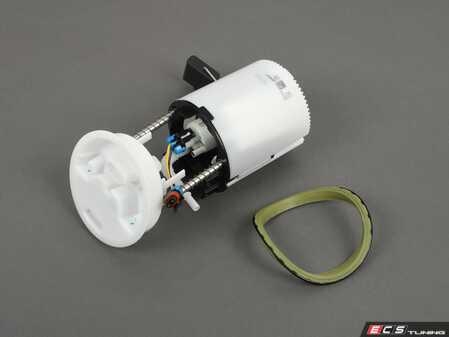 ES#5481401 - 2034705594KT - Fuel Pump Replacement Kit - Fix that crank-no-start condition and get your fuel pressure back. This kit includes a Genuine Mercedes right-side fuel pump assembly and a fresh tank seal so you can get the job done right the first time. - Genuine Mercedes Benz - Mercedes Benz