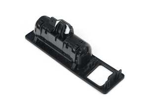 ES#5396226 - 51247463162 - Tailgate Release Button - Secures trunk and helps reduce lid vibration - Bremmen Parts - BMW