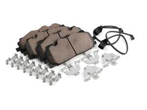 ES#4723557 - 4M0698151AP - Front Brake Pad Set - Quality brake pads from an original equipment supplier - Akebono - Audi
