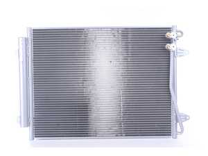 ES#4715545 - 561820411 - A/C Condenser  - Transfers heat from the refrigerant - Nissens - Volkswagen