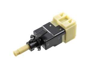 ES#2865200 - 0015452109 - Brake Lamp Switch - Located behind brake pedal - Febi - Mercedes Benz