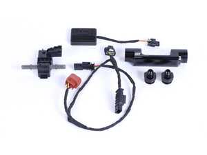 ES#5529455 - 010-0515-2900 - PTG Flex-Fuel Analyzer System - M178 - Monitor ethanol content and fuel temperature in real time with PTGs plug and play Flex Fuel Analyzer featuring Bluetooth connectivity and a high flow adapter. - Premier Tuning Group - Mercedes Benz