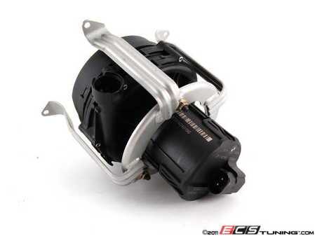 ES#26651 - 11721433958 - Emission Air Pump - Stay legal with a new emission air pump - Genuine BMW - BMW