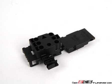 ES#164476 - 61131378129 - Connector Housing - Priced Each - (NO LONGER AVAILABLE) - 6 Pol - Genuine BMW - 