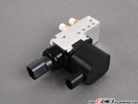 ES#1761271 - 2113200158 - Suspension Valve Block - Located near the air compressor on your car - Genuine Mercedes Benz - Mercedes Benz