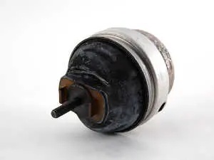 Hydraulic Engine Mount - Left