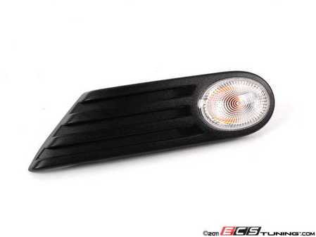 ES#173525 - 63132754253 - Side Turn Signal & Grille - White - Left - Black side vent section on the quarter panel - Genuine MINI - MINI