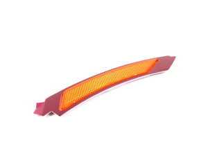 ES#4583450 - 63147205398 - Front Bumper Side Reflector - Right - Increase the visibility of your vehicle - URO - BMW