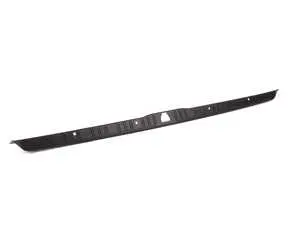 E30 Trunk Threshold Trim