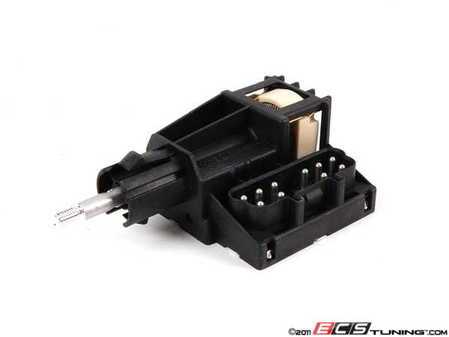 ES#166561 - 61311377281 - Headlight Switch - Controls headlight function on E30/E24 Chassis cars. - Genuine BMW - BMW