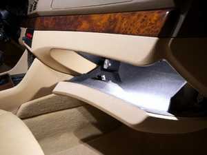 ES#2526260 - e39INTKT1 - LED Glove Box Lighting Kit - Transform the lighting in your glove box with new LED bulbs from Ziza - ZiZa - BMW