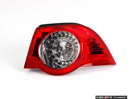 ES#324402 - 1Q0945096J - Outer Tail Light Assembly - Right - Replace your broken tail light in your EOS - Genuine Volkswagen Audi - Volkswagen