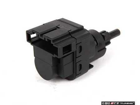 ES#252754 - 1K2945511 - Brake Light Switch - (NO LONGER AVAILABLE) - Located behind the brake pedal - Vemo - 