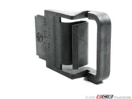 ES#38070 - 17117505344 - E53 Bracket - Fan Housing - Keep your radiator firm and secure - Genuine BMW - BMW