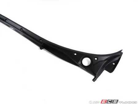 ES#129429 - 51718125477 - E38 Windshield Cowl - Located at the base of the windshield - Genuine BMW - BMW