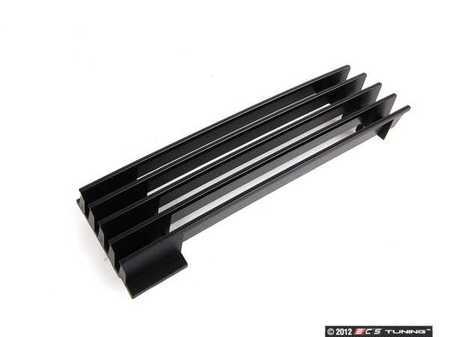 ES#77564 - 51131940908 - E31 Air Inlet Grille - Right - Replace your cracked or missing grille - Genuine BMW - BMW
