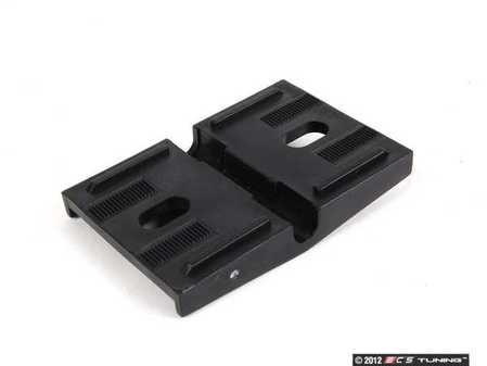 ES#86740 - 51168209278 - Bracket - Priced Each - Screws to the glove box housing, surrounding the axle - Genuine BMW - BMW