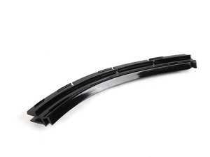 ES#96112 - 51372754776 - Bracket - Right - Located at the base of the C column cover - Genuine MINI - MINI