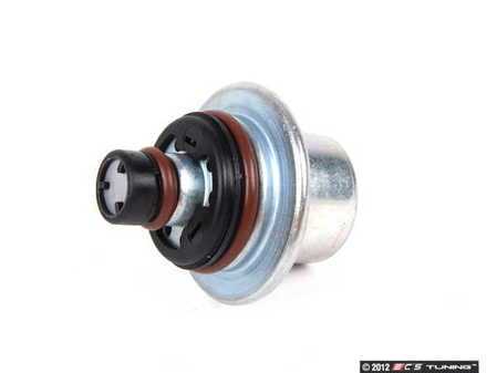 ES#32938 - 13317574131 - Fuel Pressure Regulator - Mounts to the fuel rail system - Genuine MINI - MINI