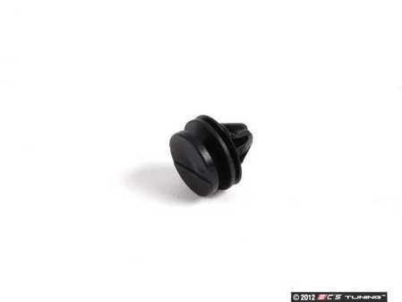 ES#78665 - 51138399231 - Fender Grille Clip - Priced Each - Secures the fender grilles on both the right and left side - Genuine BMW - BMW