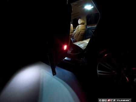 ES#2538722 - D3LEDDOOR - LED Door Puddle Lighting Kit - Illuminate the ground as you step out of your Audi - ZiZa - Audi
