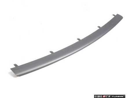 ES#74611 - 51117134096 - Front Bumper Trim - Center - Dark Silver. Inserted in to middle of the front bumper - Genuine BMW - BMW