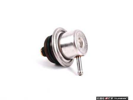 ES#6116 - 0280160557SJ - Fuel Pressure Regulator - 3 Bar - (NO LONGER AVAILABLE) - Fits in stock location, great for custom applications - Bosch - 