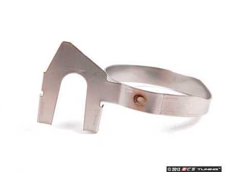 ES#173572 - 63136938622 - Turn Indicator Bracket - Right - Replace your bent or rusted bracket - Genuine BMW - BMW