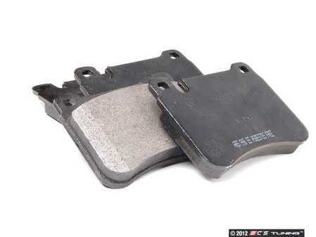 ES#2504070 - 0044205120 - Front Brake Pad Set - Does not include brake pad wear sensors - NPN - Mercedes Benz