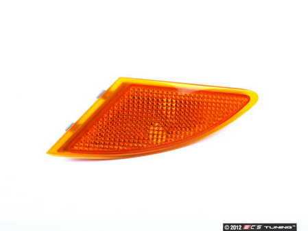 ES#1808011 - 2518200121 - Side Marker Lamp - Left - Housing only - Does not include bulb or bulb socket - Genuine Mercedes Benz - Mercedes Benz