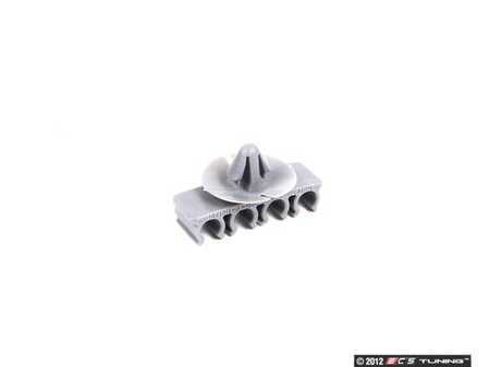 ES#158719 - 54347132897 - CLIP - Genuine BMW - BMW