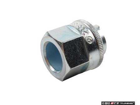 ES#1729301 - 203589000700 - Special Suspension Socket - Used to remove the notched nut on the front strut towers - Genuine Mercedes Benz - Mercedes Benz