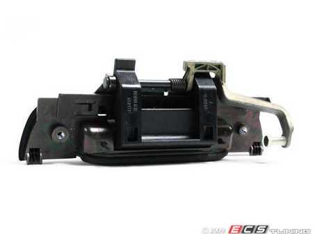 ES#91005 - 51221960826 - Rear Complete Outer Door Handle - Right - Does not include sealing gasket - Genuine BMW - BMW