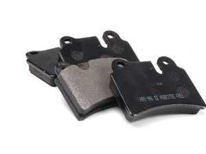 ES#2158135 - 7L6698451B - Rear Brake Pad Set - Restore your stopping power - NPN - Volkswagen