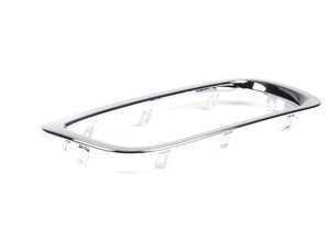 ES#78018 - 51137032106 - Kidney Grille Trim - Passenger (Right) - Snaps into the hood - Genuine BMW - BMW