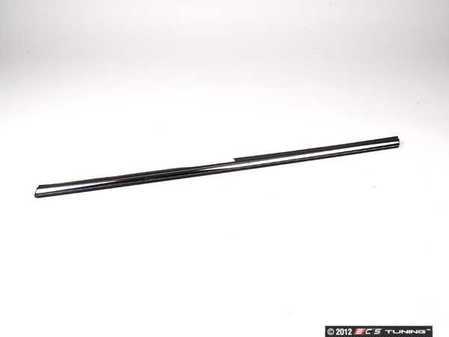 ES#95882 - 51367072932 - Rear Weatherstrip Trim - Right - Trim section located near the rear side window - Genuine MINI - MINI