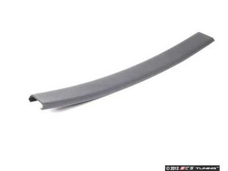 ES#94946 - 51348138884 - Window Trim - Rear Right - Schwarz/Black. Placed vertically in the rear door window.  - Genuine BMW - BMW