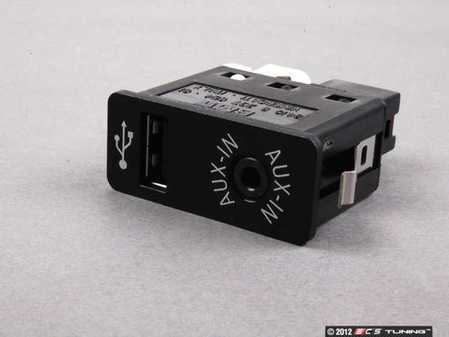ES#2207517 - 84109237654 - USB And Auxiliary Input Socket - Provides audio connection to external devices via USB and auxiliary ports - Socket only - Genuine BMW - BMW MINI