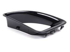 ES#2101943 - 51117255117 - Brake Duct Frame Black - Left - Located in the front lower grille assembly for S bumper - Genuine MINI - MINI