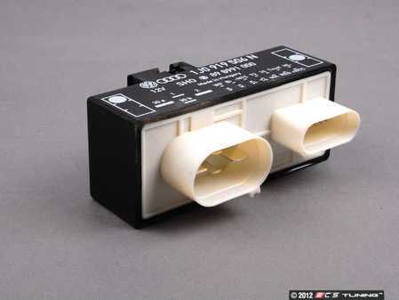 ES#3971037 - 1J0919506N - Radiator Fan Control Module - Controls fan function of your main cooling fan - Meyle - Volkswagen