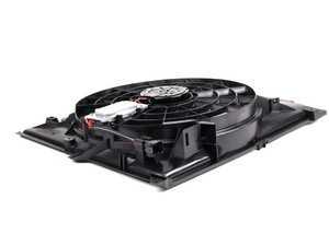 ES#2568886 - 17117561757 - Auxiliary Puller Fan Assembly - (NO LONGER AVAILABLE) - Cooling fan mounted behind the radiator - Bosch - 