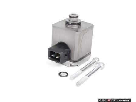 ES#54519 - 32411134770 - Servotronic Control Unit - (NO LONGER AVAILABLE) - Comes with bolts and o-ring - Genuine BMW - 