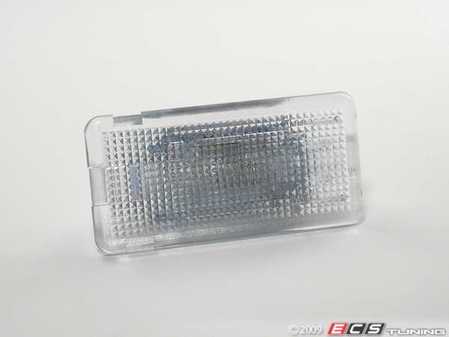 ES#175366 - 63316962044 - E53 Rear Deck Lid Interior Light - Replace your cracked or missing lens - Genuine BMW - BMW
